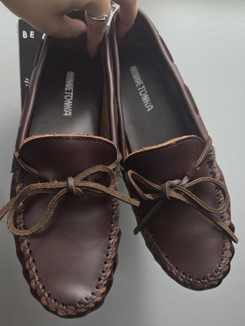 Minnetonka women's classic driver moccasins - dark brown